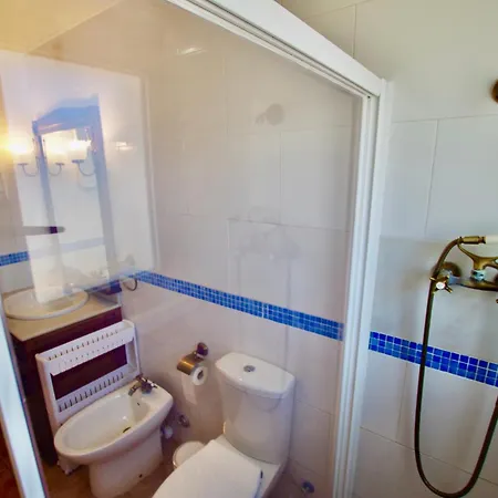 V&v Lloret- Roser Villa Vidreres
